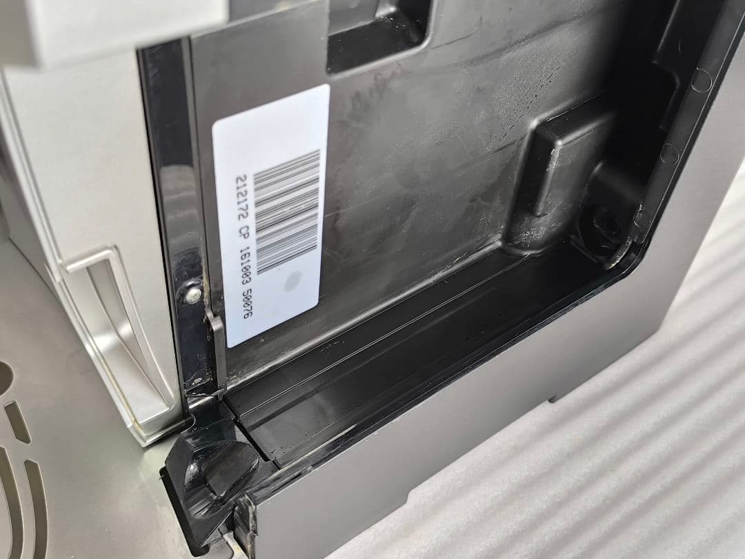 デロンギ　マグニフィカ　全自動エスプレッソマシン　ESAM03110　022