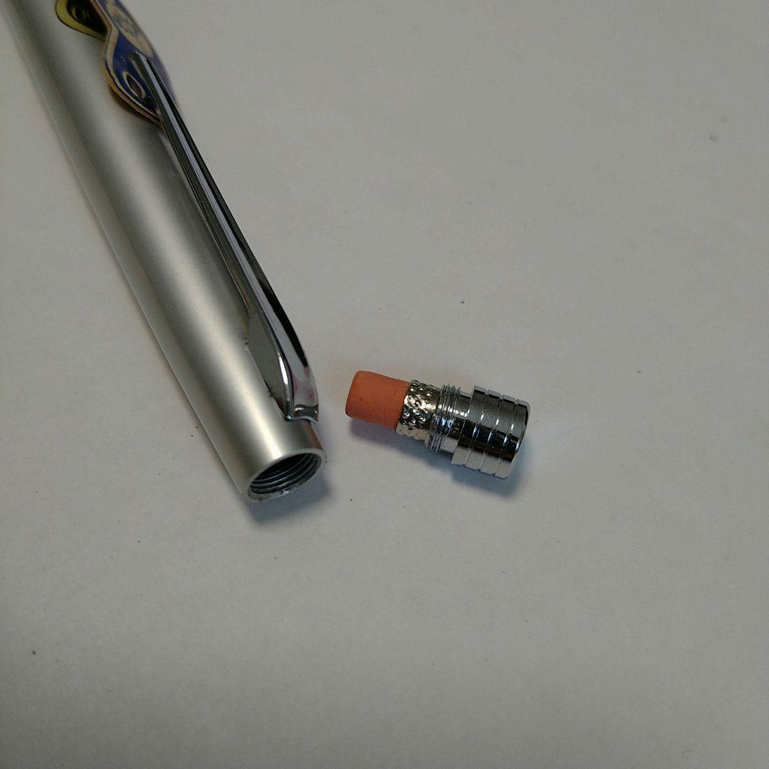 パイロット　シルバー色　ペンシル　ノーマルとプラチナムアングル（ボディノック）