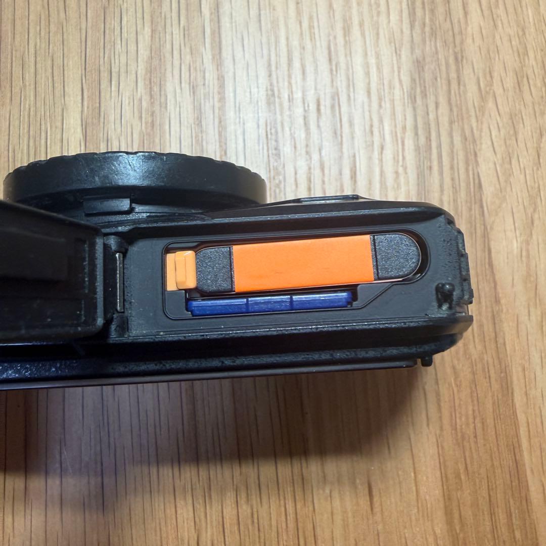 RICOH WG-30 防水デジタルカメラ 純正＋社外バッテリー計3個 充電器付