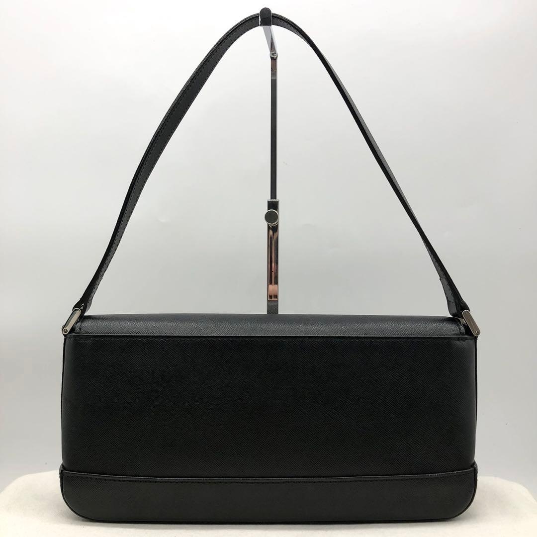 美品✨バーバリー ショルダーバッグ ロゴプレート ノバチェック レザー ブラック