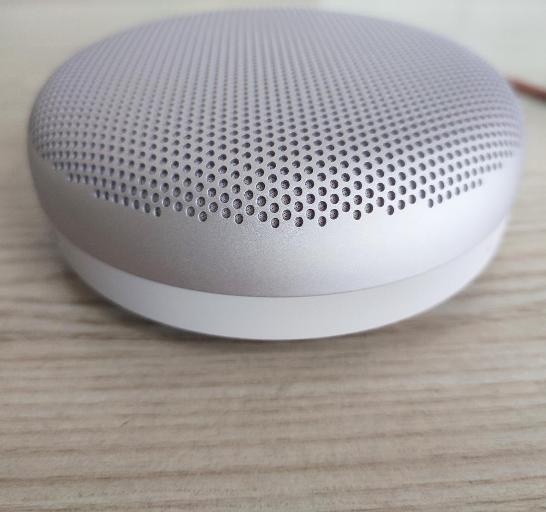 【未使用】B&O スピーカー Beosound A1 2nd Gen ピンク