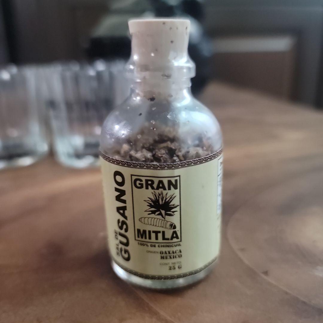 メスカル MITRE 750ml ジャガーボトル グサノとグラス付き