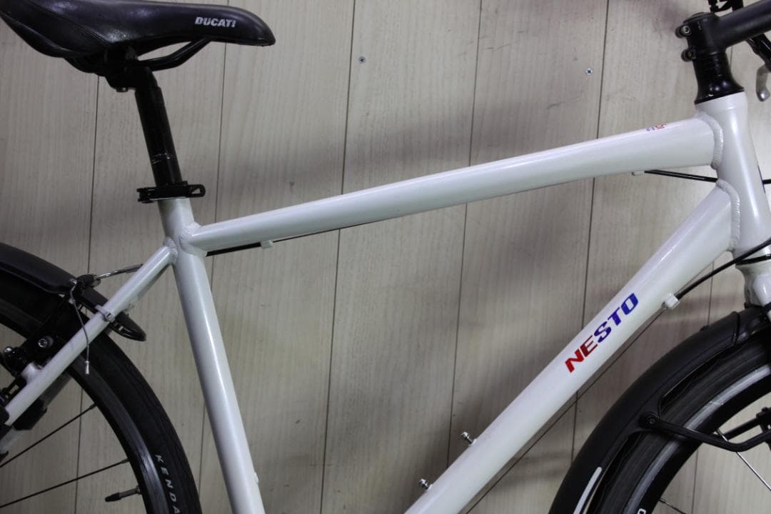 NESTO(ネスト) VACANZE 700C シマノ7速 500mmクロス 白