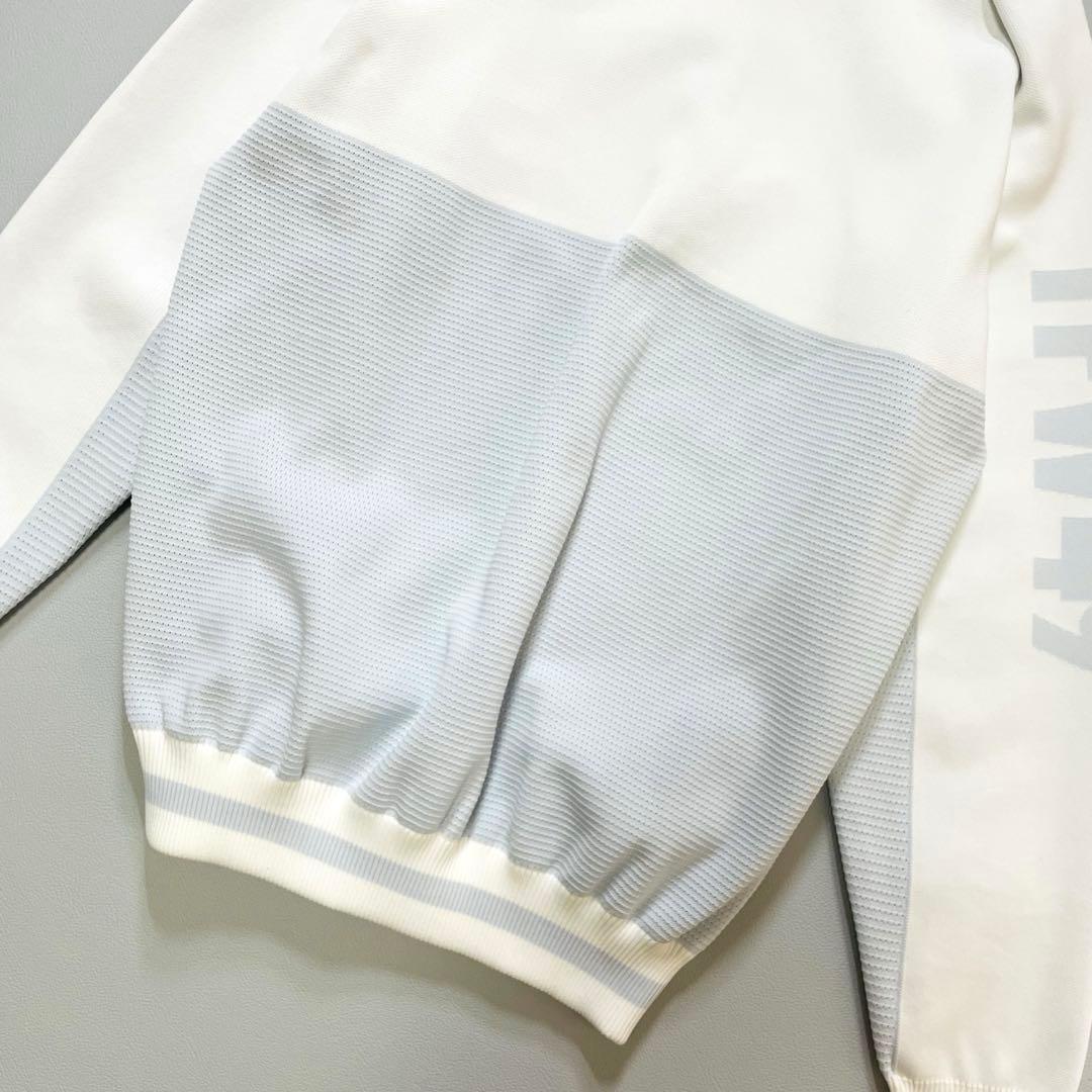 6436【美品】TFW49 クルーネックニット　セーター　軽量 厚手 保温