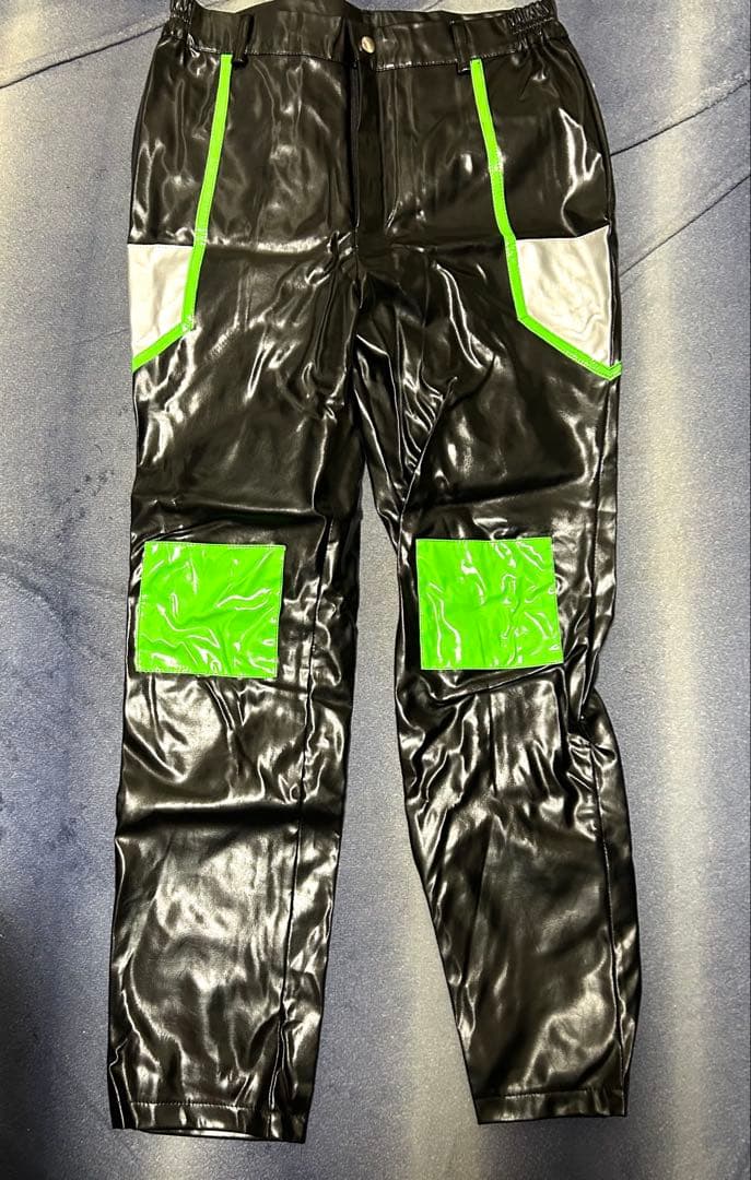 White Tails ワイテルズ　シャークんコスプレ衣装+小物　nmmn