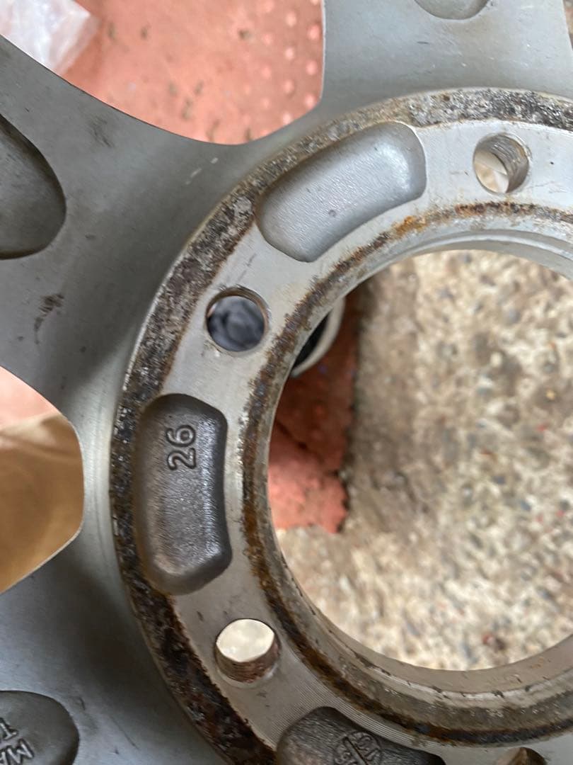 バリ山 KEELER 16インチ 7J スタッドレス 215/70r16