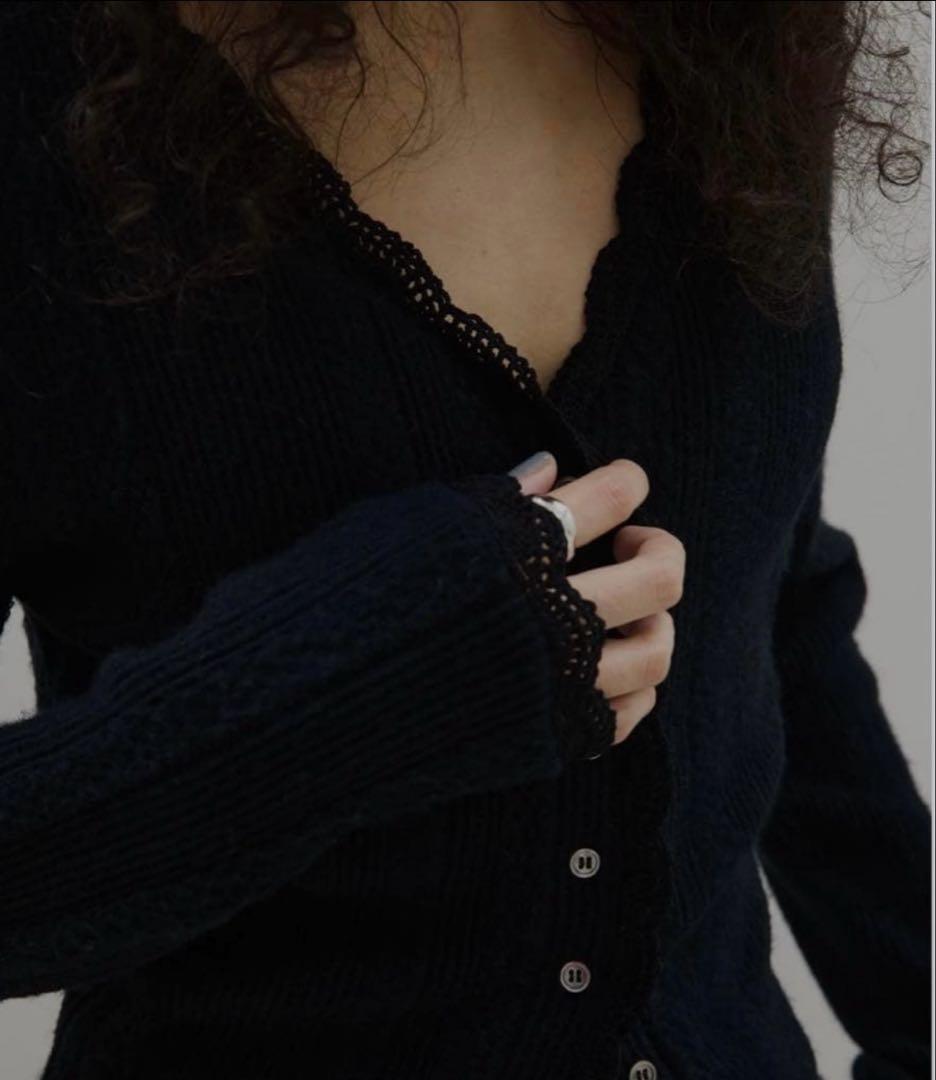 AMERI UND PIN TUCK LACE LIKE KNIT TOP新品F