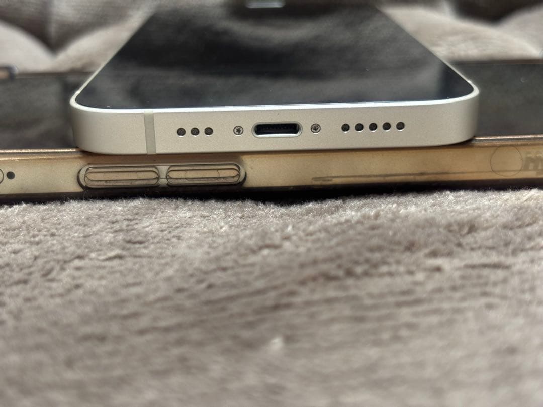 iPhone 14 256GB スターライト simフリー 本体 Apple