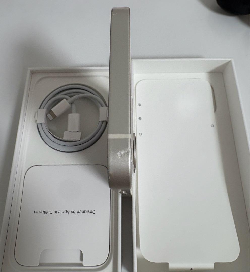 iPhone 12 128GB ホワイト　SIMフリー　付属品あり　箱あり