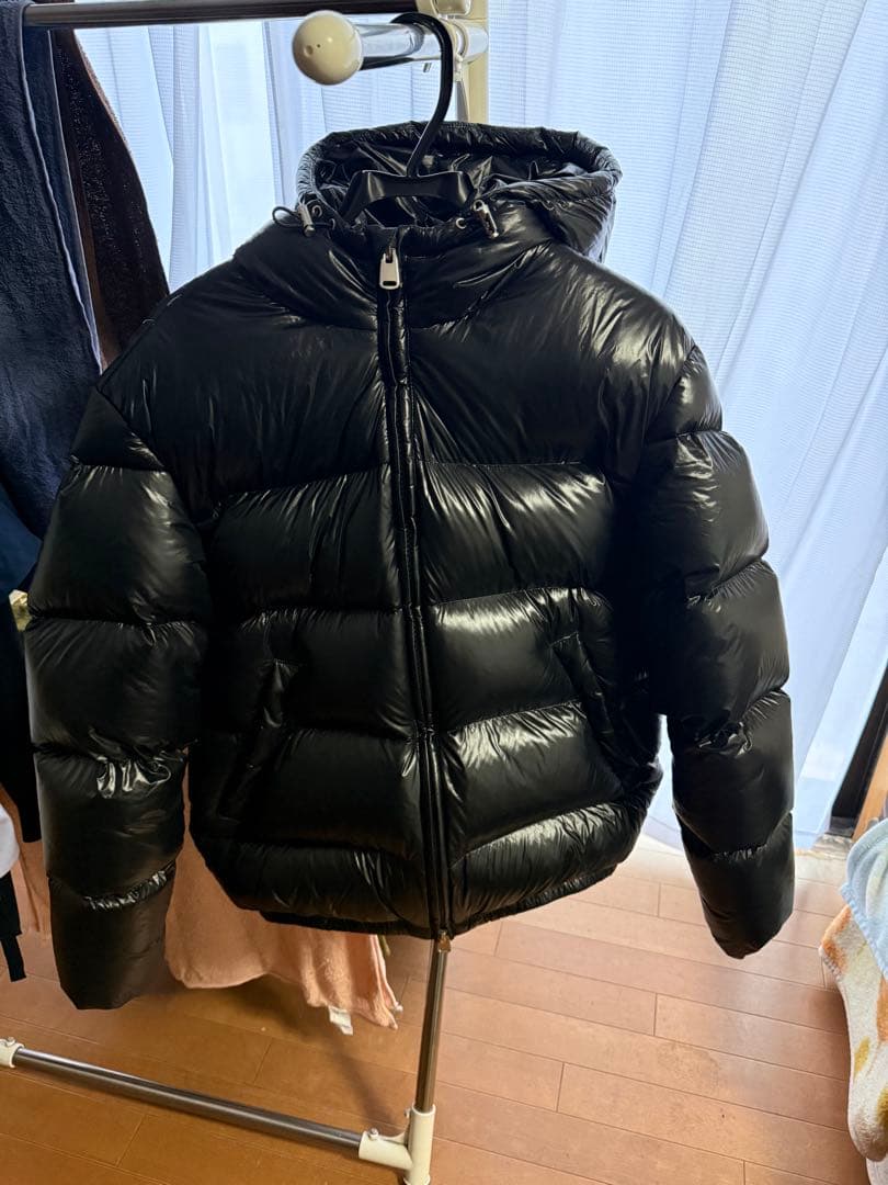 大人気　ZARAダウン