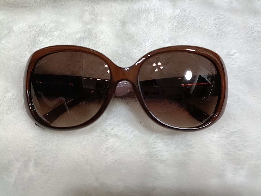 GUCCI ブラウン キャットアイ サングラス