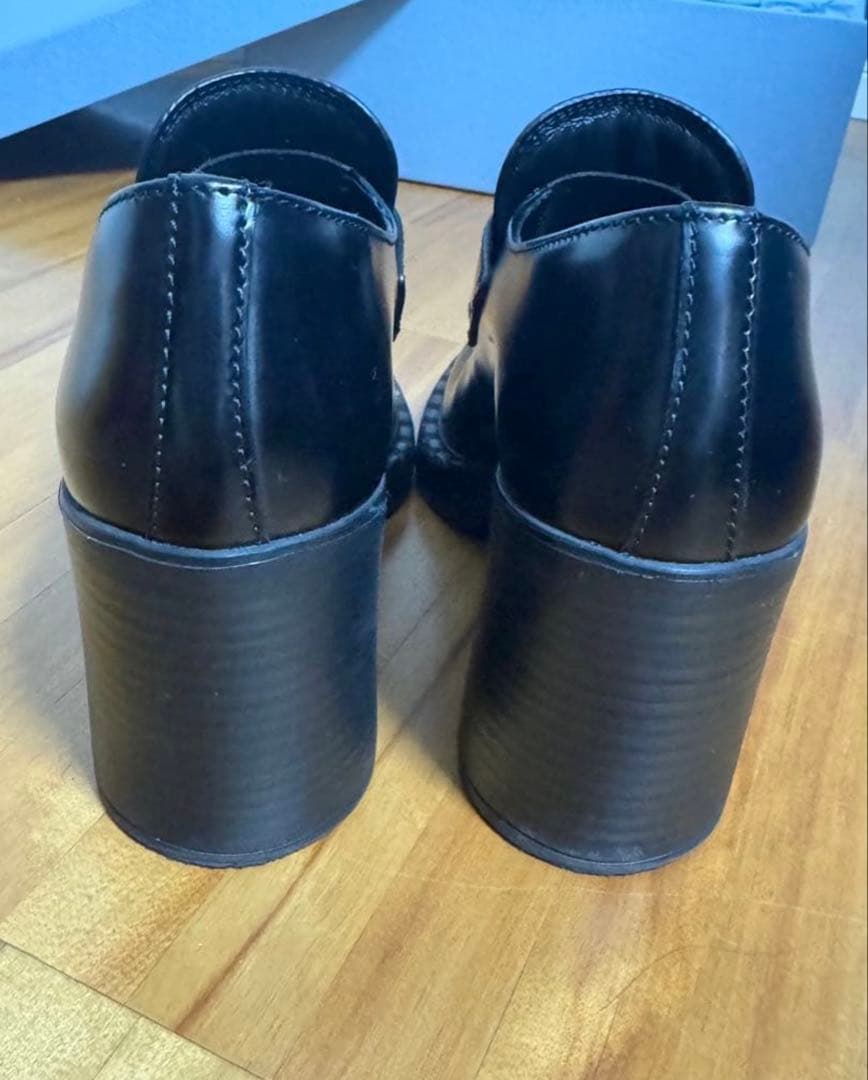 PRADA チョコレート ブラッシュドレザー ハイヒールローファー　35.5