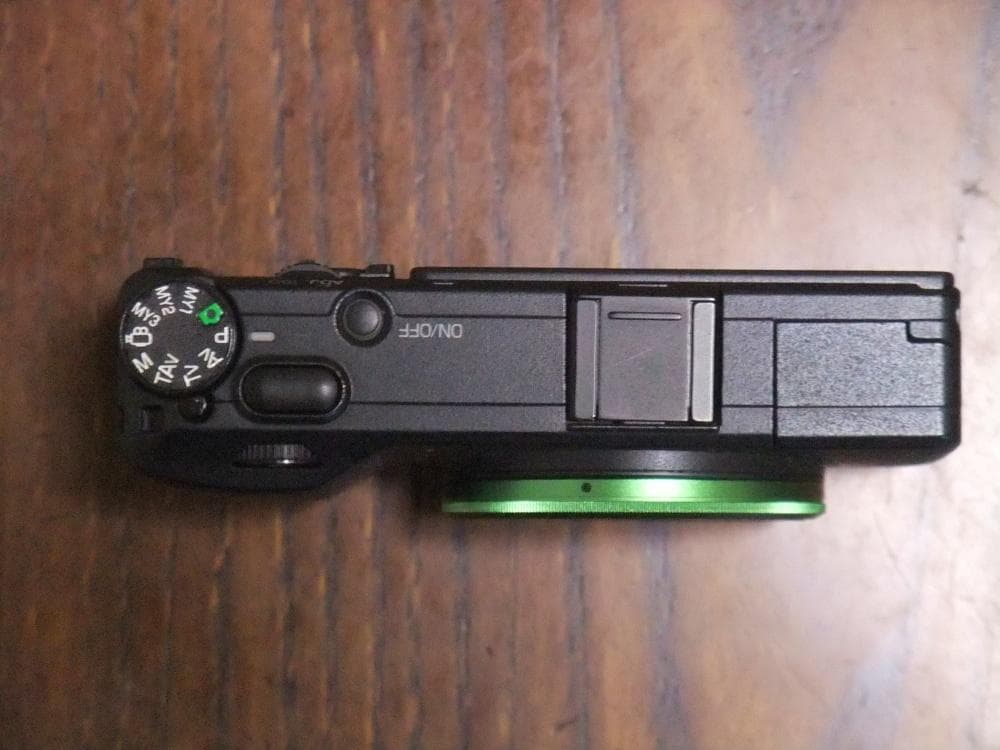 値下げ！リコー　RICOH　初代GR (APS-C)本体 + バッテリー2個付き