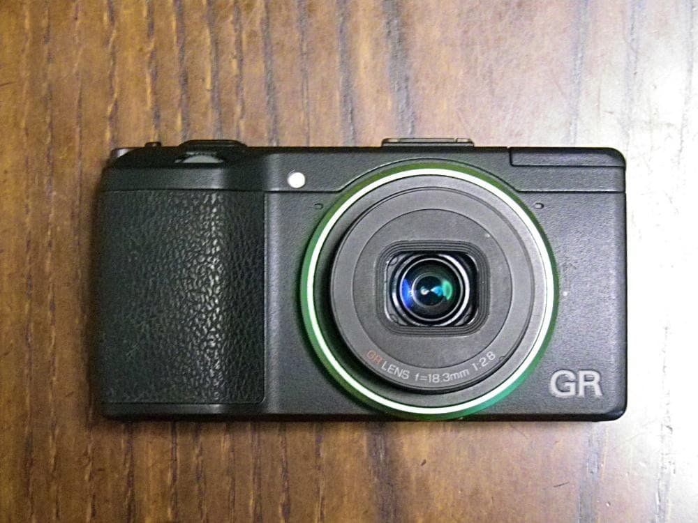 値下げ！リコー　RICOH　初代GR (APS-C)本体 + バッテリー2個付き