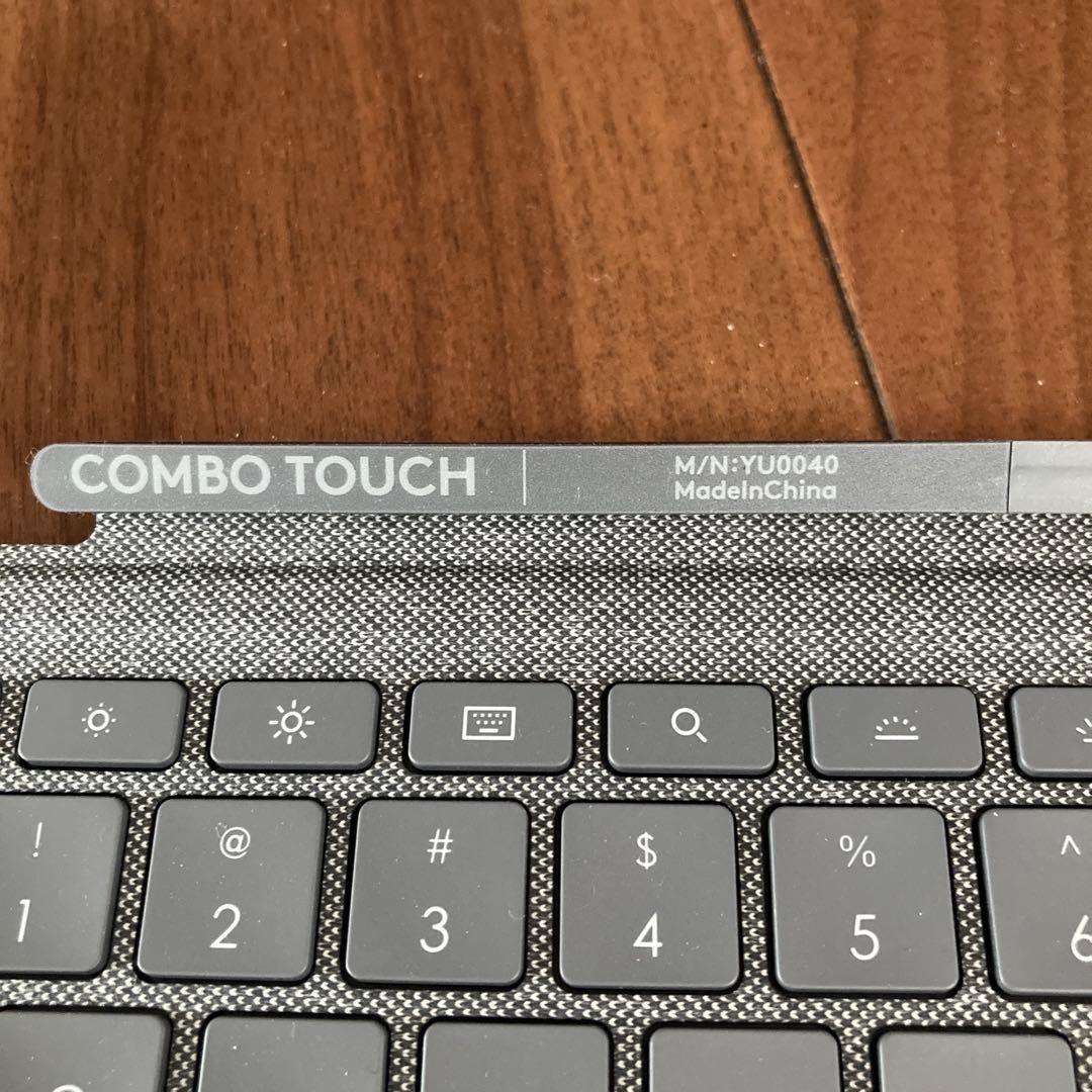 Logicool Combo Touch iPad用キーボード