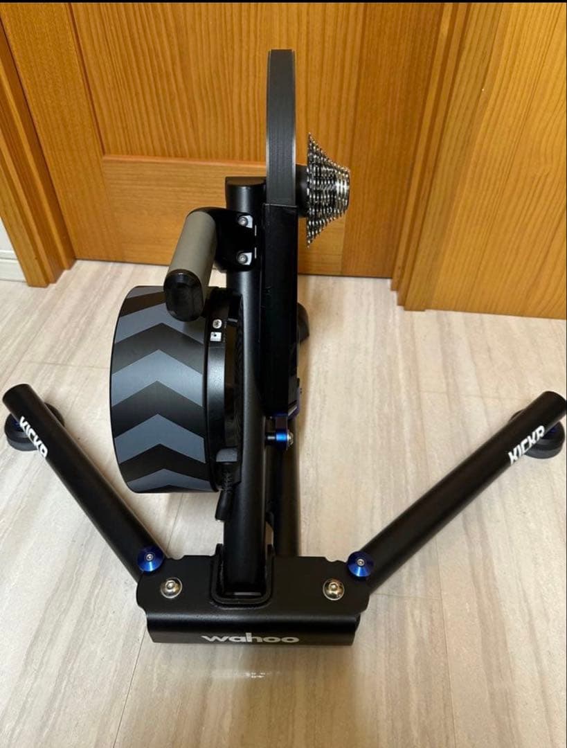 Wahoo KICKR トレーニングローラー