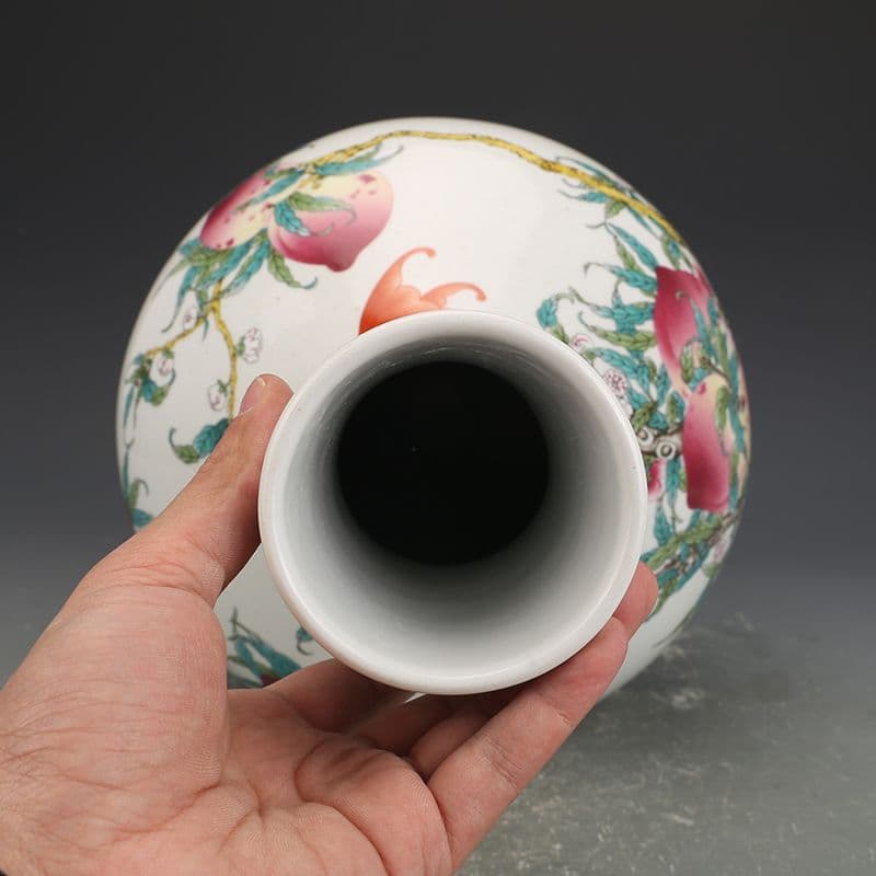 清乾隆粉彩福寿九桃天球瓶 景徳鎮 陶磁器 装飾品 現代工芸品 美術品 置物