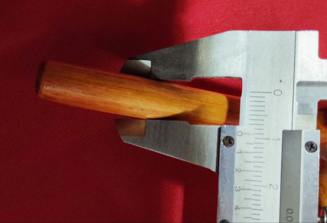 ヘラブナ釣り万力・(師光作)杜松 万力・杜松竿枕・239