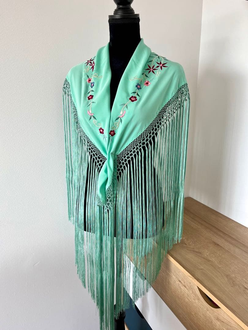 フラメンコ　刺繍シージョ　ミントグリーンxマルチカラー刺繍　ロングフレコ　シルク