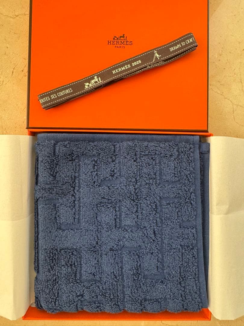 新品未使用　エルメス ハンドタオル ≪ステアーズ≫ マリン(ネイビー)
