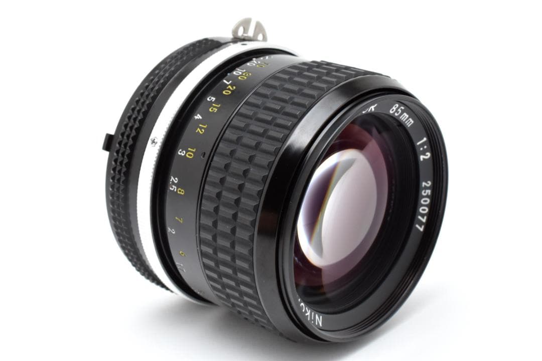 【美品】Nikon ニコン Ai 85mm F2 レンズ #427