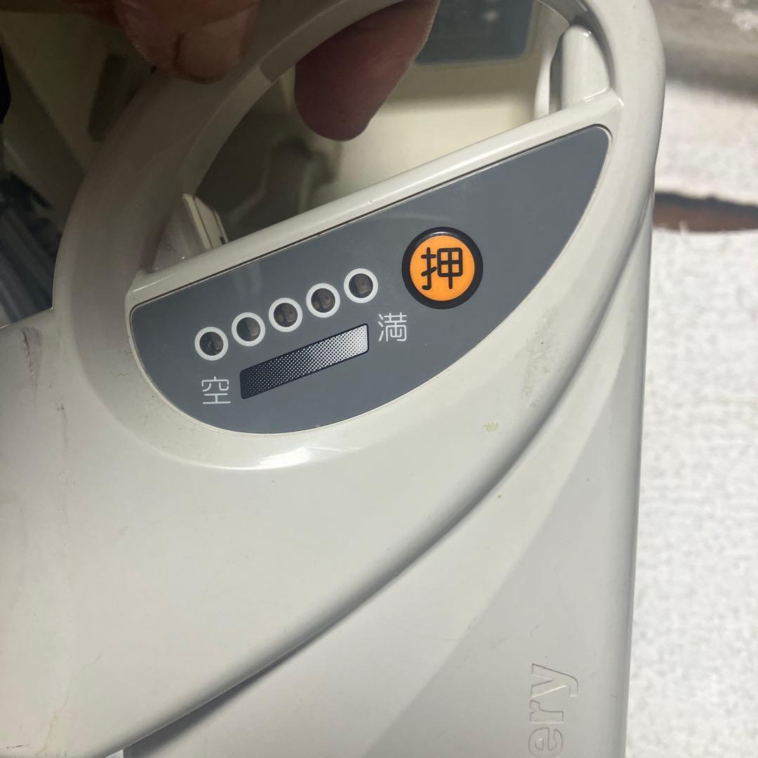 バッテリー充電器 LEDインジケーター付き