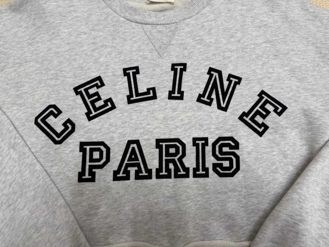セリーヌ　クロップド丈　スウェットトレーナー