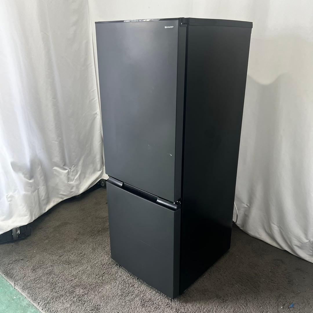 117　SHARP　冷蔵庫　24年製　170L級　小型　黒　安い　設置無料　中古
