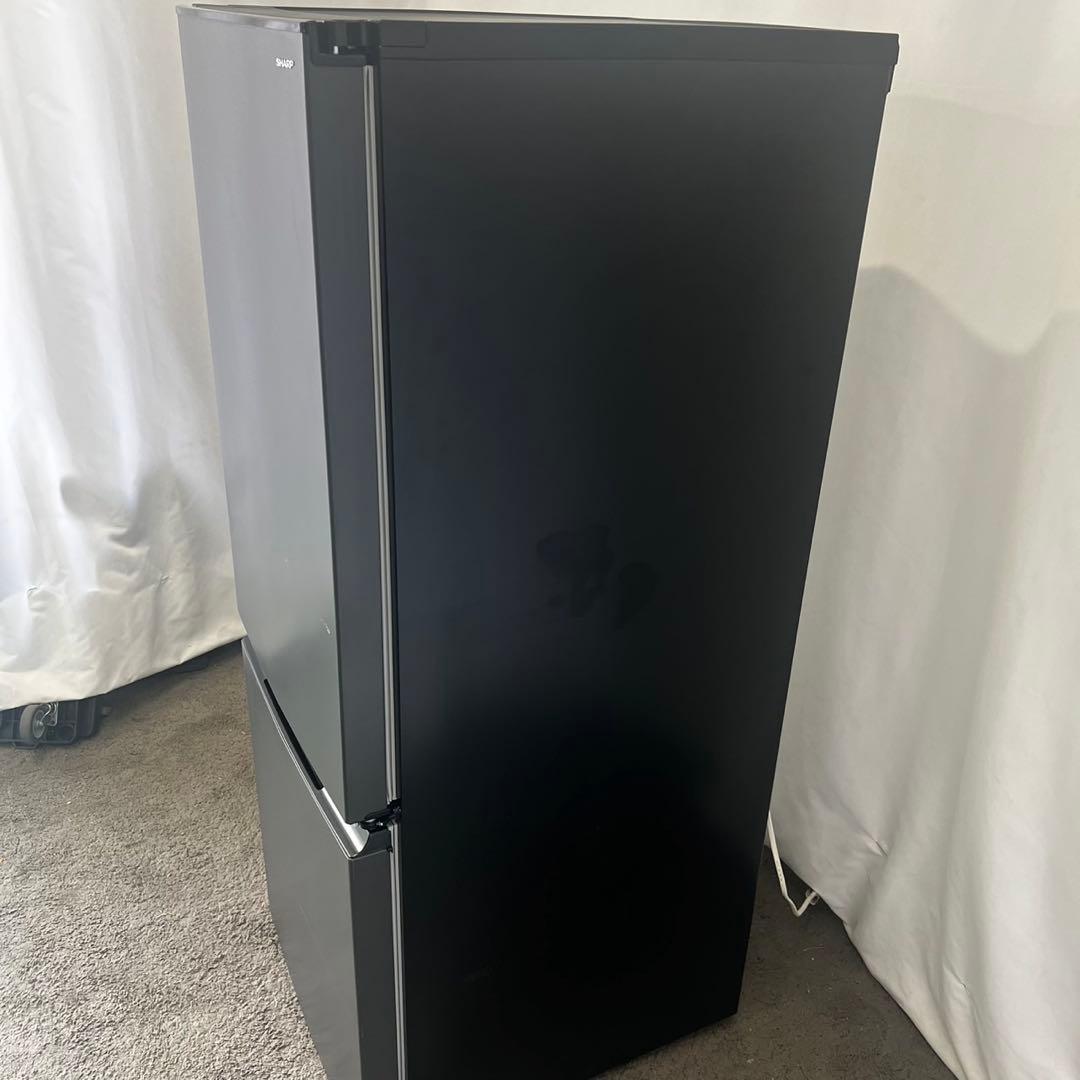 117　SHARP　冷蔵庫　24年製　170L級　小型　黒　安い　設置無料　中古