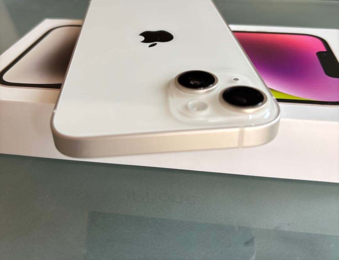 Apple iPhone 14 ホワイト Simフリー