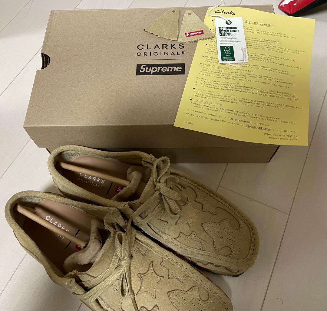 激レア！Supreme 23SS Clarks Wallabee \"Maple\"