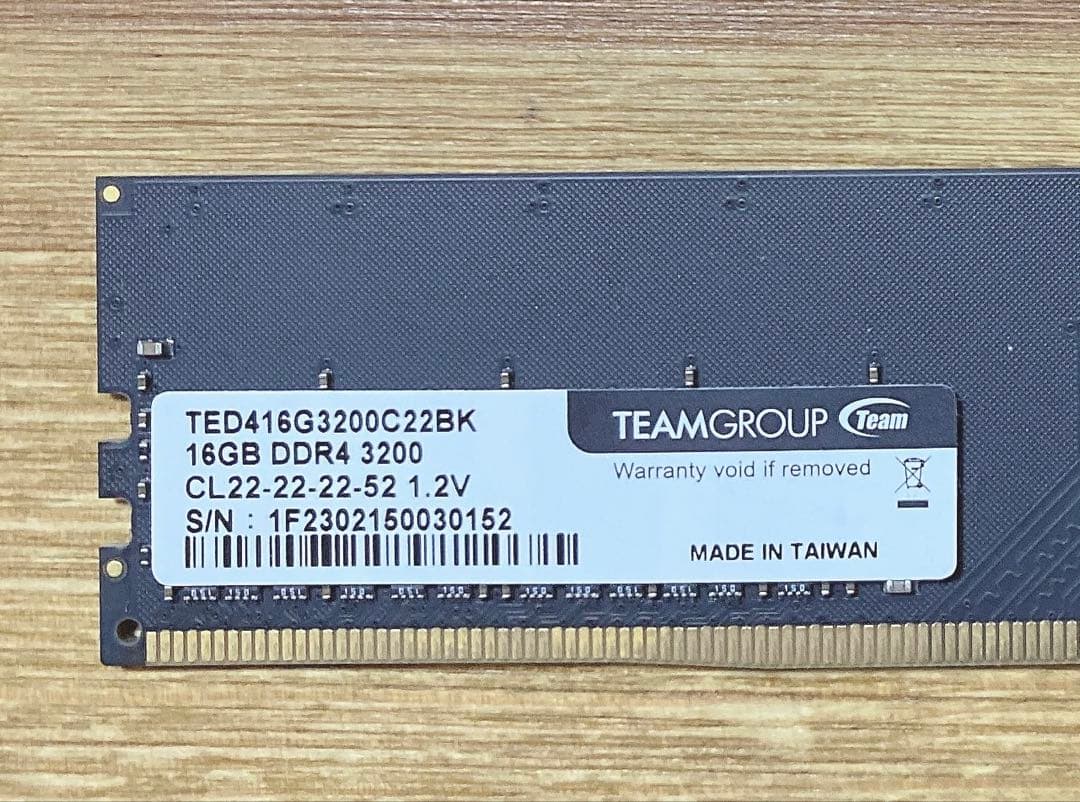 デスクトップ用 DDR4 メモリ 32GB (16GBx2) PC4-25600