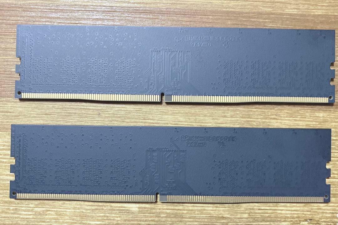 デスクトップ用 DDR4 メモリ 32GB (16GBx2) PC4-25600