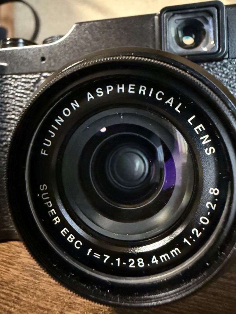 Fujifilm X10 ブラックコンパクトデジタルカメラFUJIFILMX10