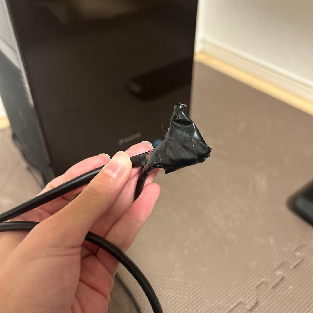 空気清浄機 黒