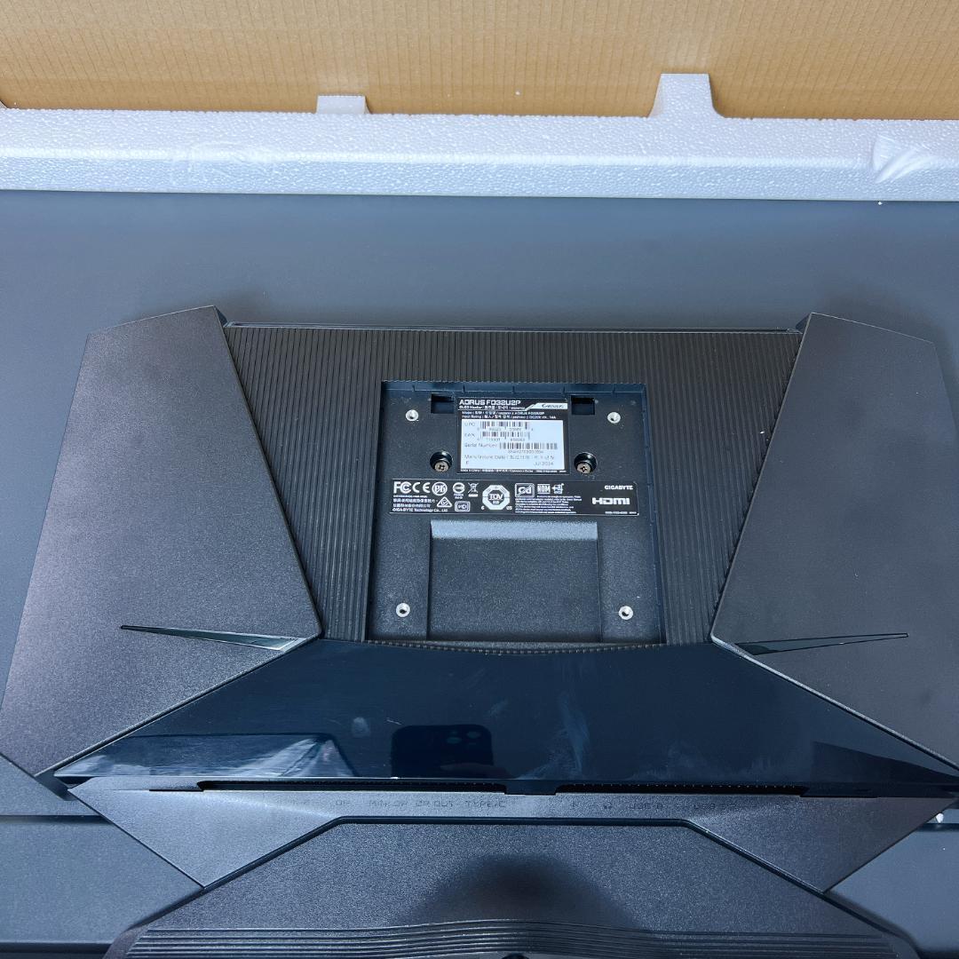 AORUS FO32U2P ギガバイト GIGABYTE ゲーミングモニター
