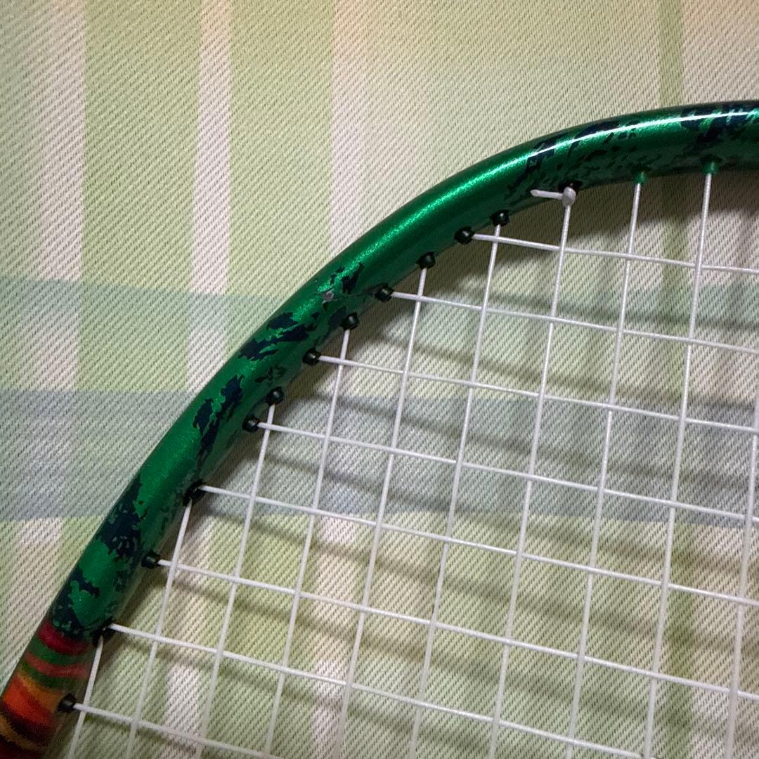 バドミントンラケット。アストロクス99pro4u 新シャトル