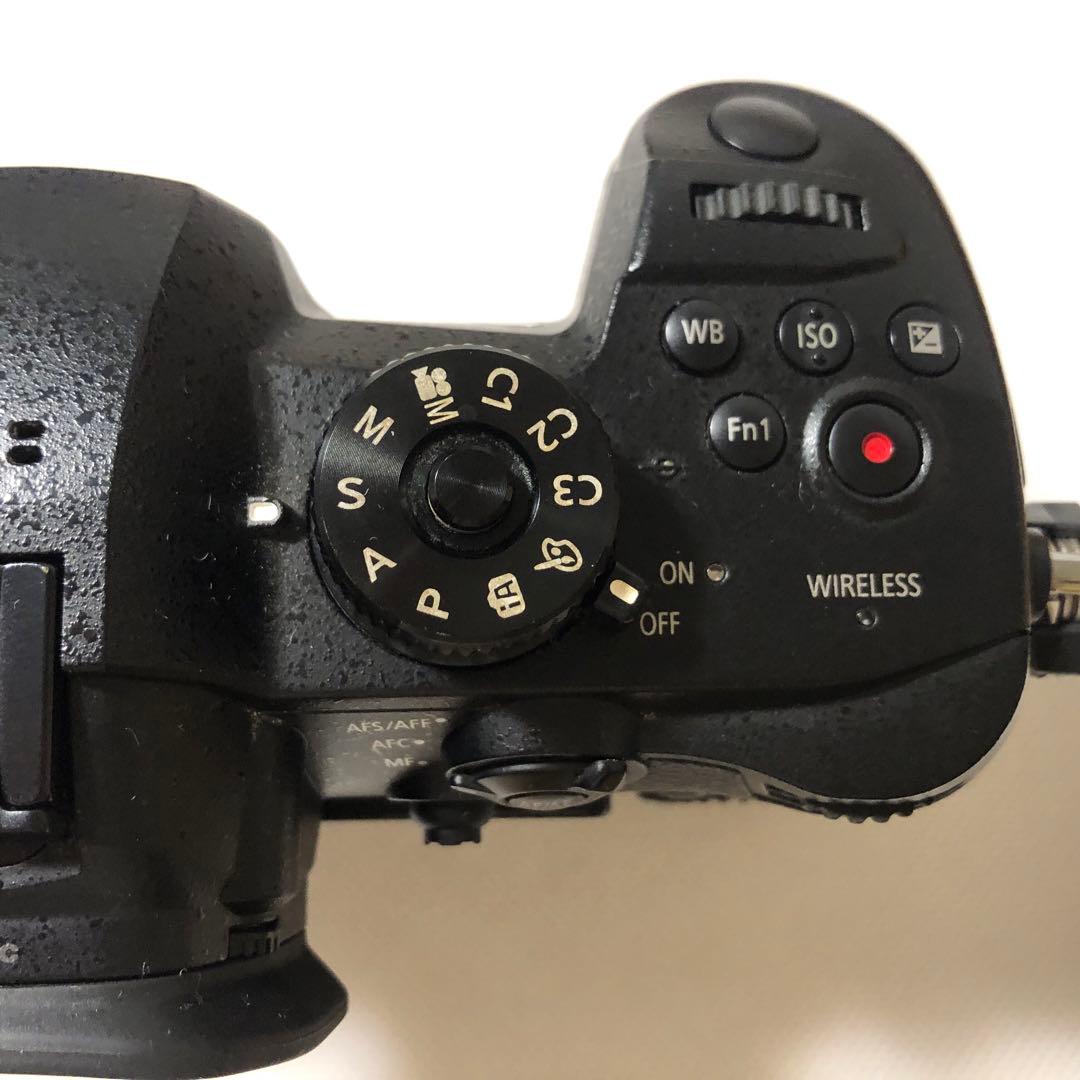 パナソニック　ミラーレLUMIX GH5-K カメラ 本体