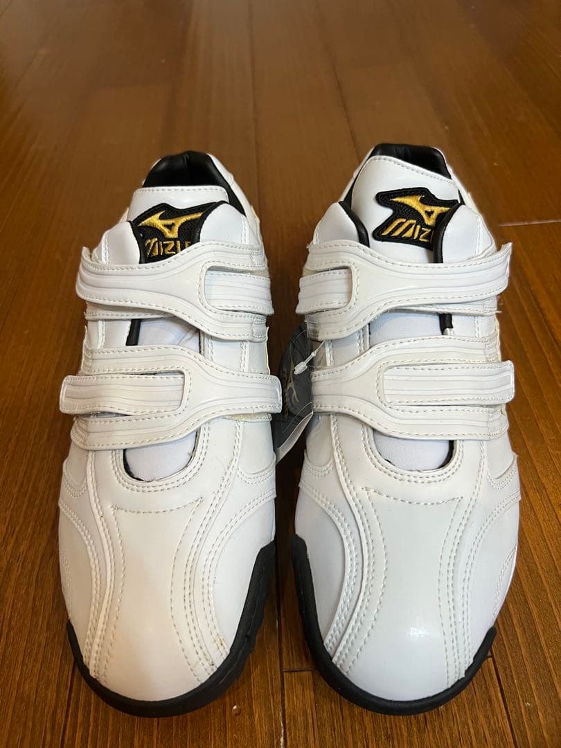 ミズノプロ トレーニングシューズ ホワイト