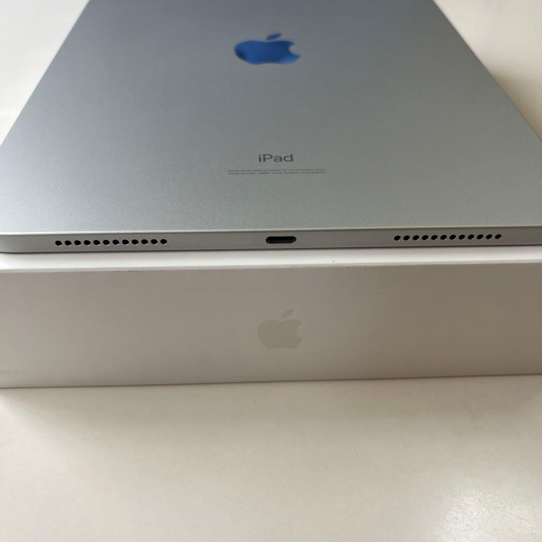 黒*子様 Apple 第10世代 iPad 64GB Wi-Fi シルバー ケー