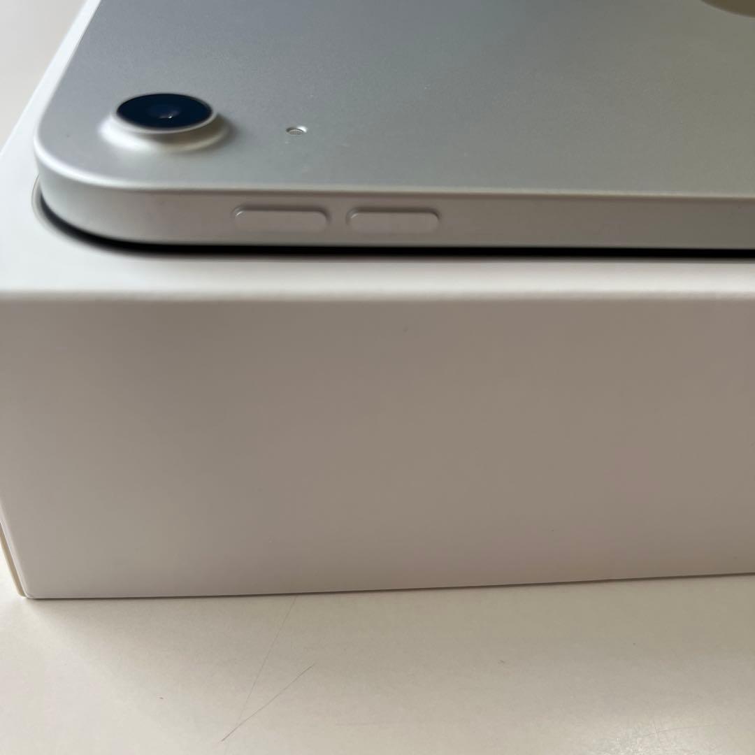黒*子様 Apple 第10世代 iPad 64GB Wi-Fi シルバー ケー
