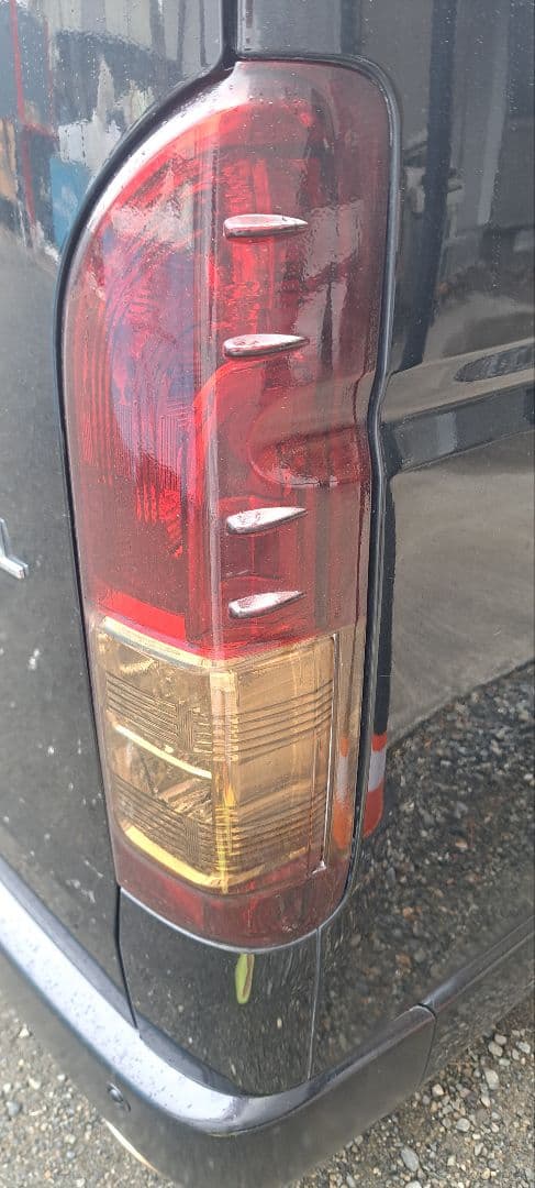 ハイエース テールランプ 自家キャンディーブラウン塗装