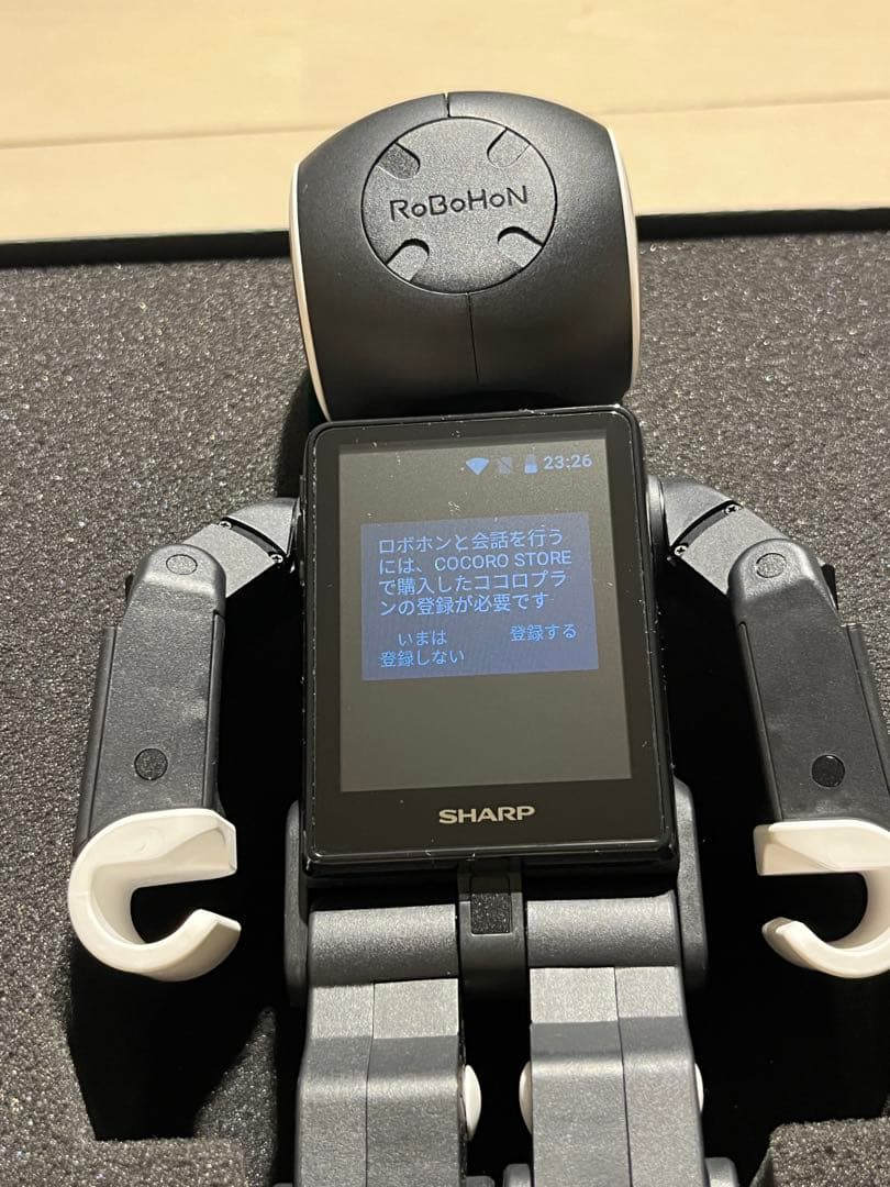 SHARP RoBoHoN SR-03M 本体　ロボホン　服　帽子