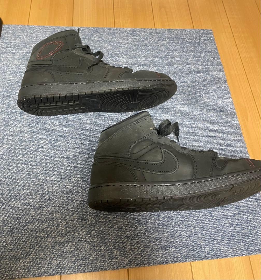 ☆送料込み☆ NIKE AIRJORDAN1 スニーカー　MID SEクラフト