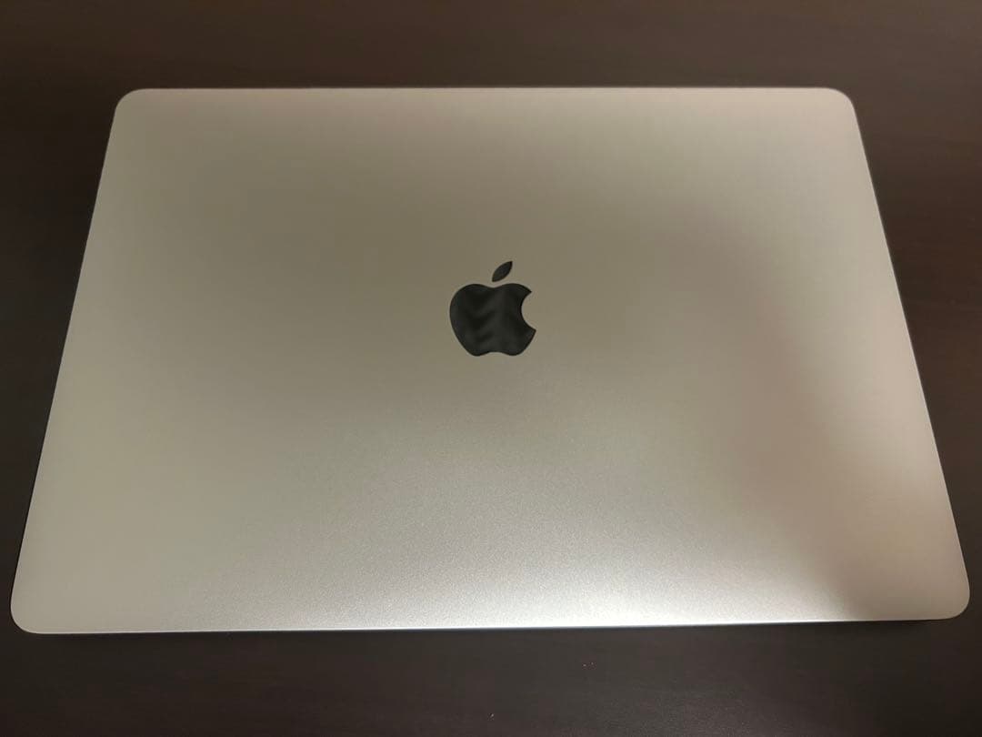 Apple MacBook Pro 13インチ M2 8GB 本体のみ　元箱無し
