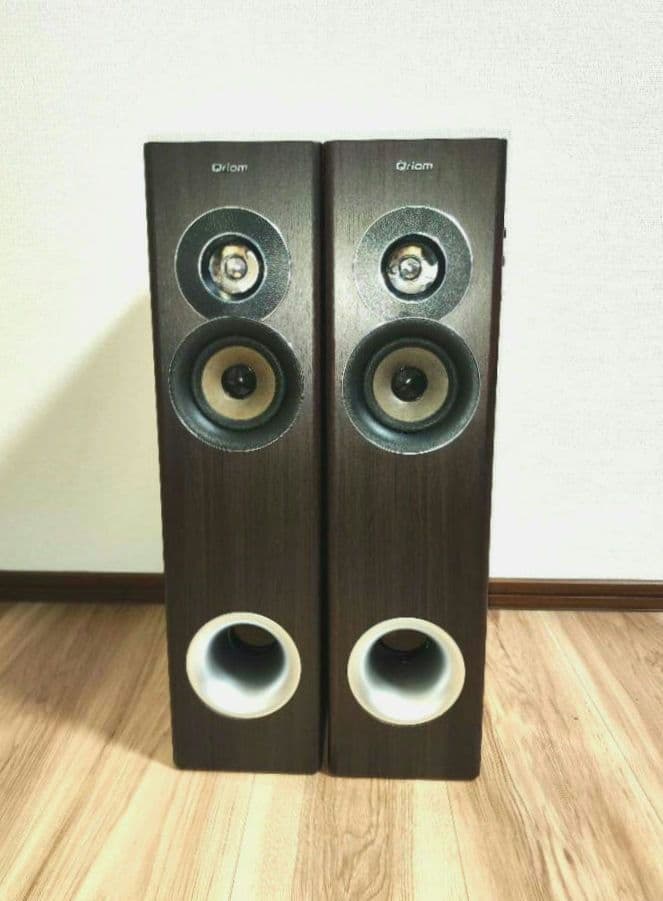希少名品☆　Qriom　タワースピーカー