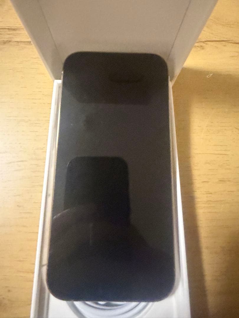 Apple iPhone 14 Pro 本体　SIMフリー