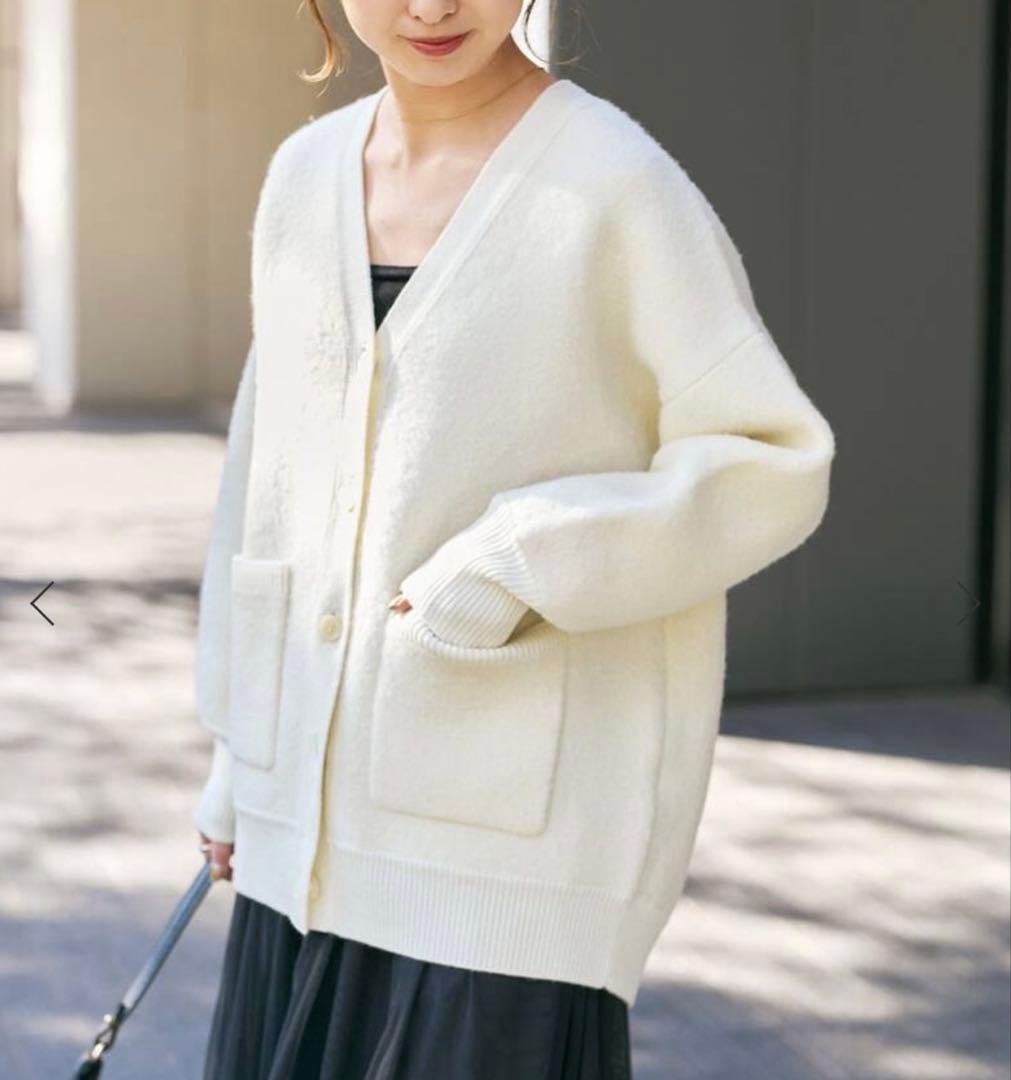 新品　Spick & Span ブークレダブルフェイスカーディガン　ホワイト　白