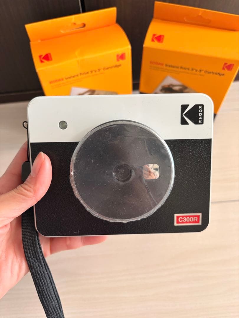 「新品」Kodak C300R インスタントカメラ 2個カートリッジ付き