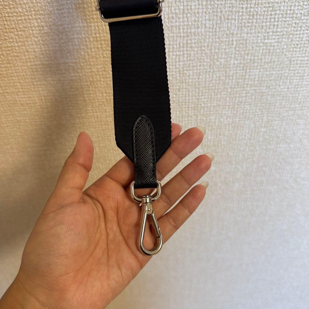 ずんだ餅PRADA Re-Edition 2005 Re-Nylon